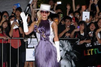 lady gaga robe cheveux2